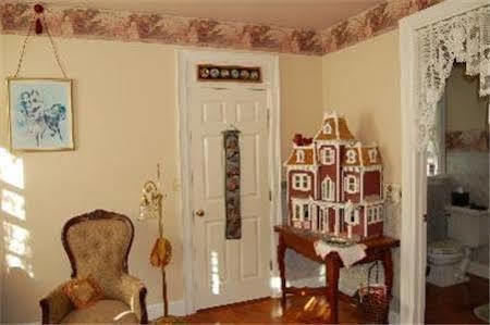 A Walk In The Woods Bed And Breakfast Southold Extérieur photo